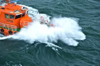 Pilot boat in severe weather